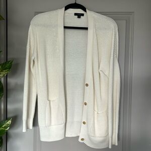 Jcrew white light sweater, size XS, good condition.